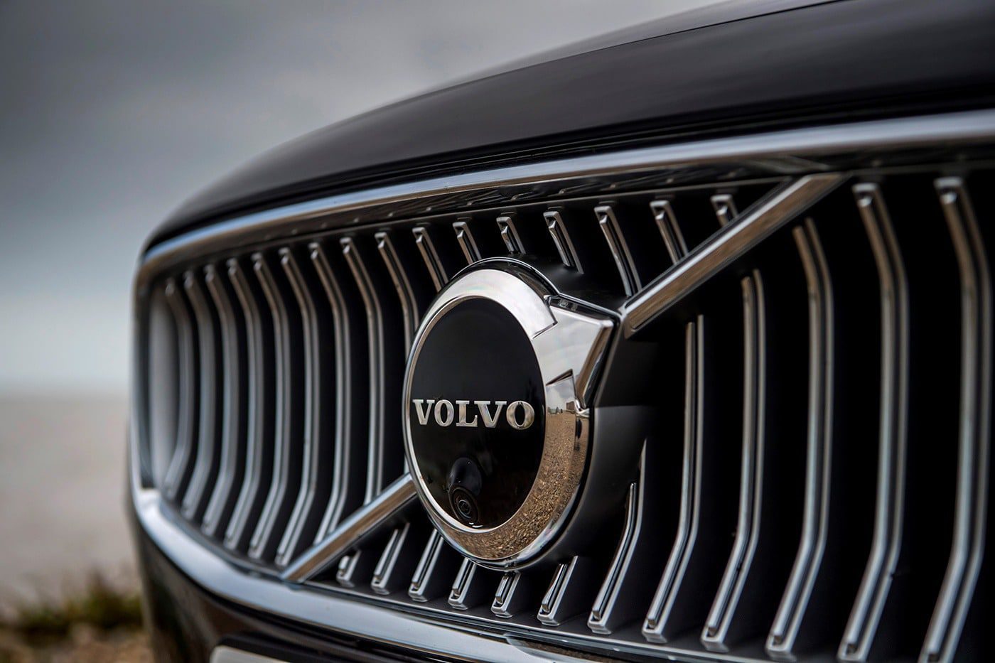 volvo car logo