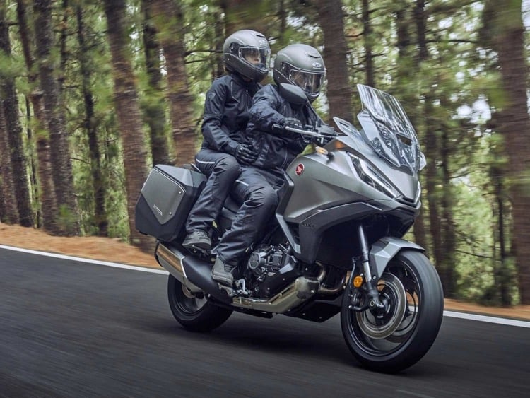 sport touring bikes