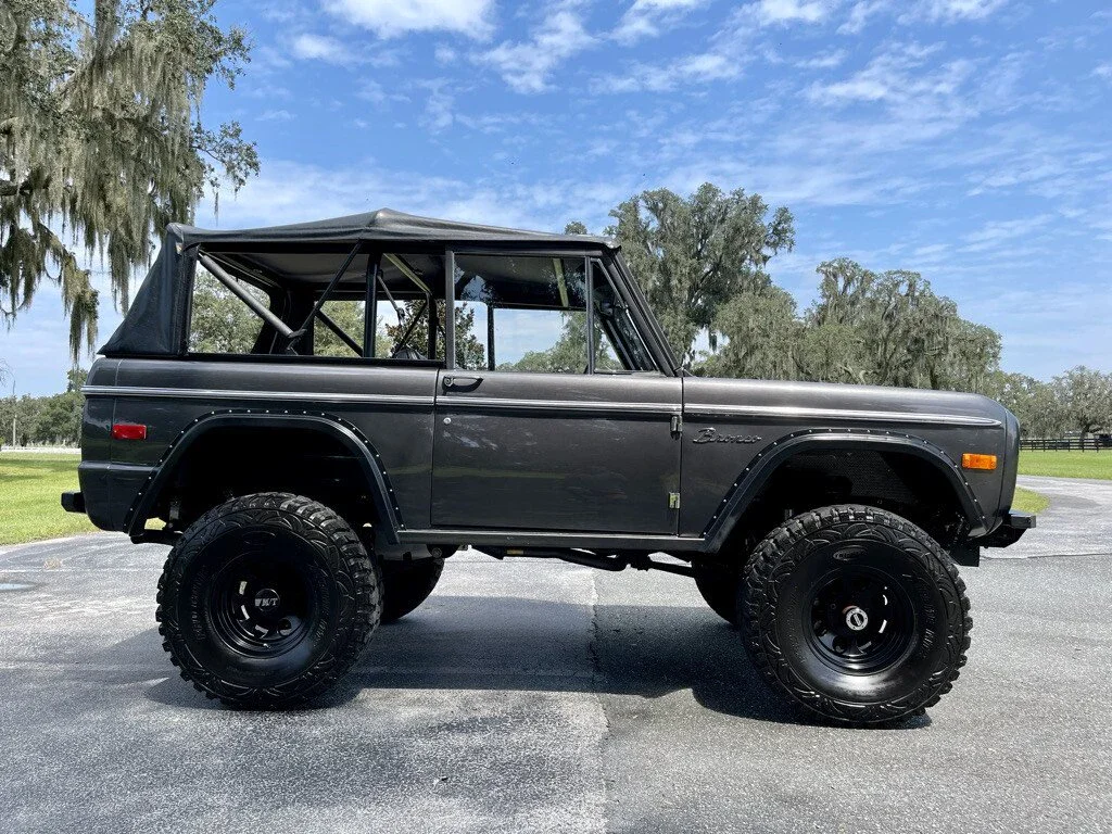 ford bronco first generation