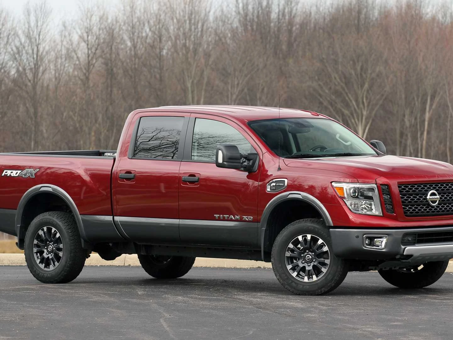 nissan titan pro 4x