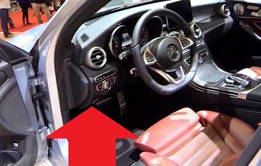 mercedes benz obd ii port location