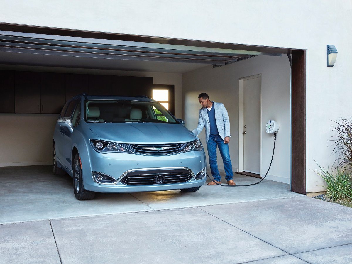 hybrid car charging station