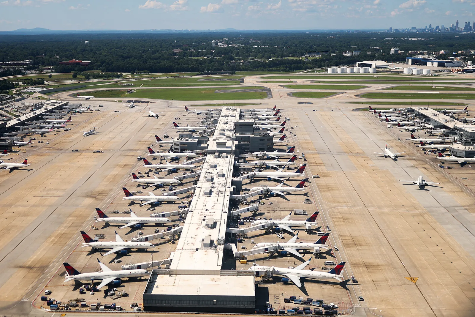 primary commercial service airports