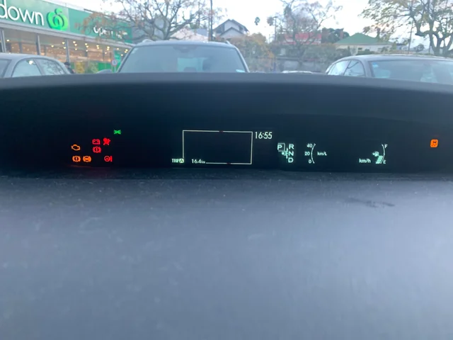 toyota prius dashboard