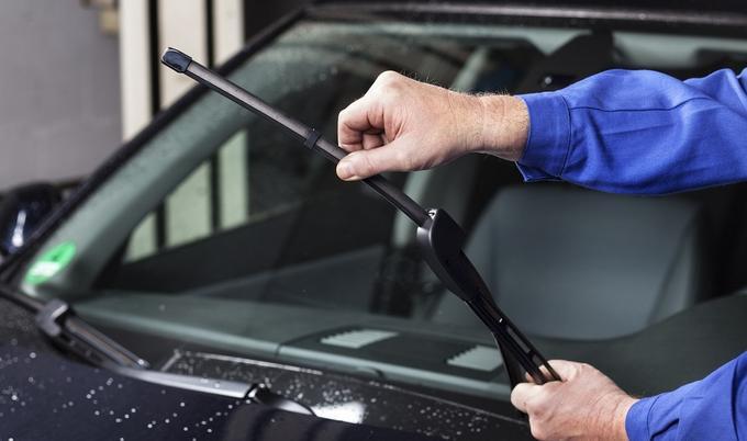 change windshield wiper