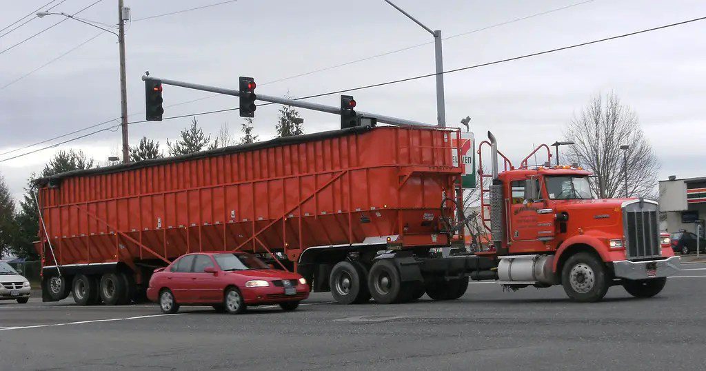 trailer truck