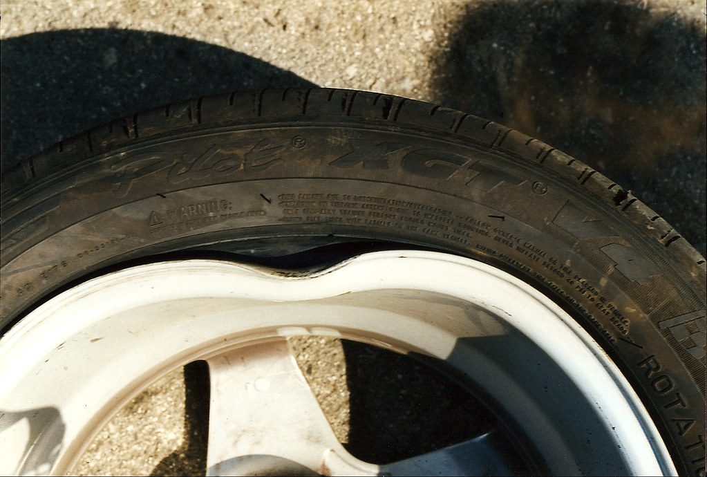 bent rim that compromise the tyre seal