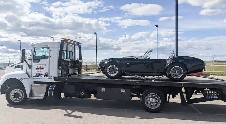 flatbed tow truck