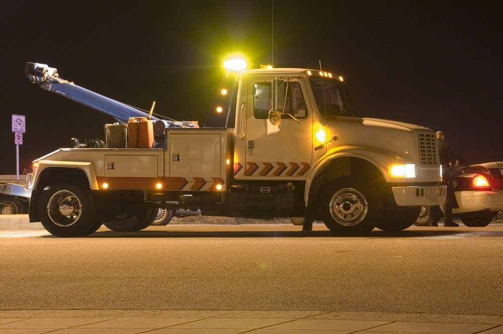 hook and chain tow truck