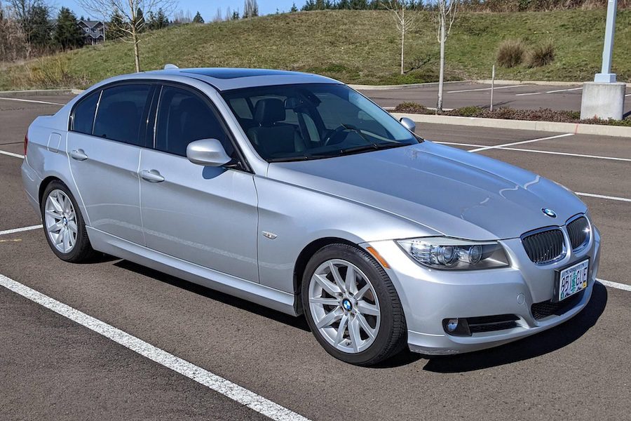 bmw 328i sedan